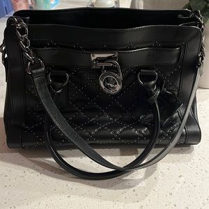 Black leather Michael Kors bag, in very good condition